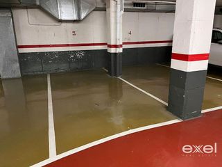 Garaje en venta en Sant Joan Despí