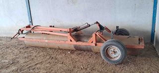 Rulo agrícola completamente hidráulico 4,50 metros