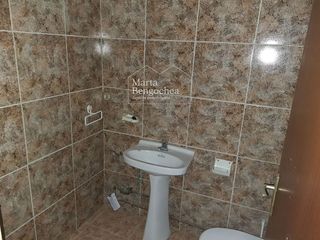 Local comercial en venta en Txagorritxu - El Pilar en Vitoria-Gasteiz