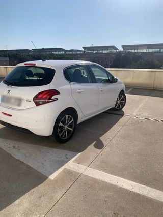 Peugeot 208 2017