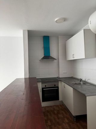 Piso en venta en Parque Victoria Eugenia en Málaga