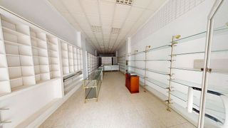 Local comercial en venta en Campillos