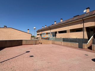 Garaje en venta en Casarrubios del Monte pueblo en Casarrubios del Monte