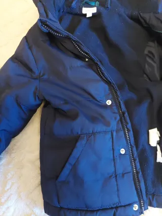 Cazadora Gocco azul marino acolchada