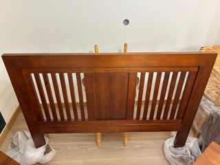 Espejo de madera maciza tono caoba.Regalo cabecero