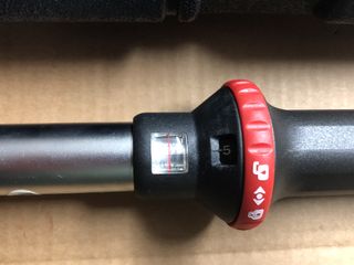 LLAVE DINAMOMÉTRICA MUNDIAL 20-200 Nm.