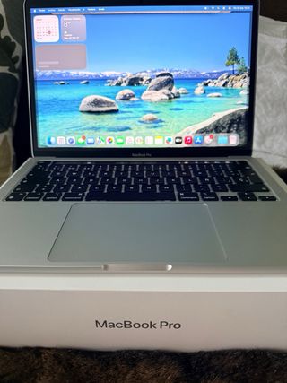 MacBook Pro 13 M1 SSD de 512GB salud batería 99%