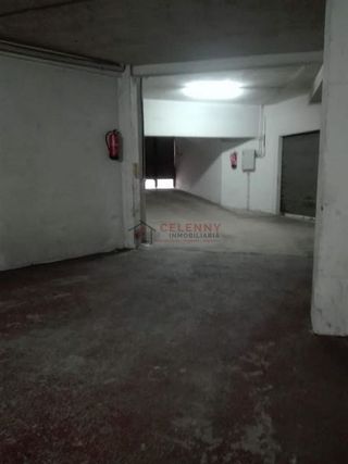 Garaje en venta en Ventiun en Ourense