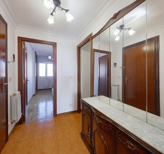 Piso en venta en El Polígono en Gijón