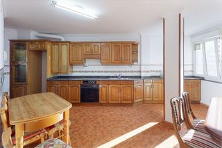 Piso en venta en El Polígono en Gijón