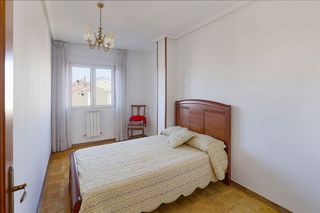 Piso en venta en El Polígono en Gijón