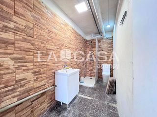 Local comercial en venta en Artigas - Llefià en Badalona