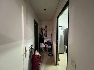 Local comercial en alquiler en Reyes en Parla