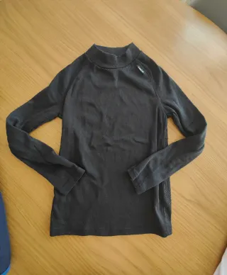 Lote Chaqueta Acolchada y 2 Térmicas 8-10 años