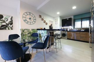 Piso en venta en Playa de los Boliches en Fuengirola