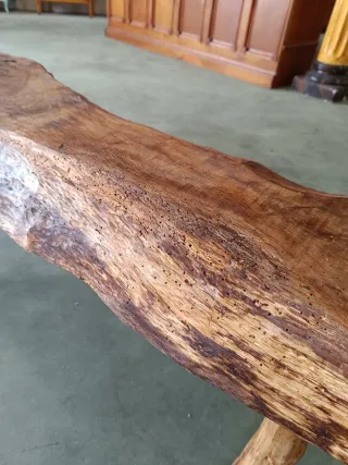 Banco rústico gallego de madera