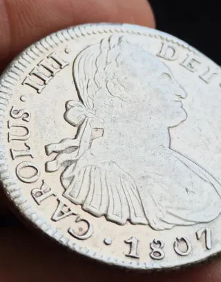 Moneda Plata 8 reales Carlos IIII 1807