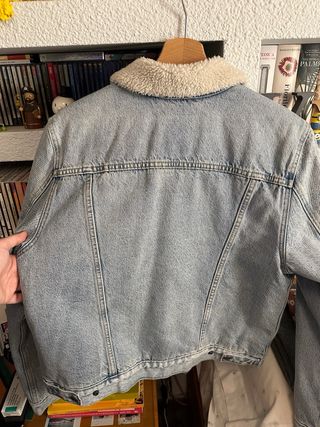 Cazadora Levis vaquera con borrego Talla L