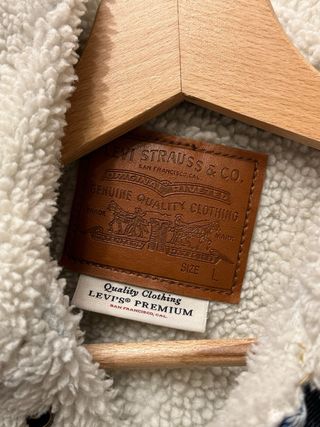 Cazadora Levis vaquera con borrego Talla L