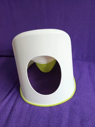 Orinal Ikea bebé blanco y verde