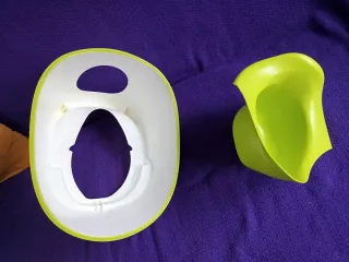 Orinal Ikea bebé blanco y verde