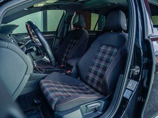 Volkswagen Golf GTI Performance 2.0 TSI 180kW245CV DSG