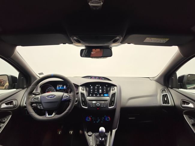 Ford Focus 2017, foto 23
