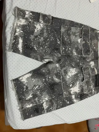 Pantalón corto CULTURE con brillos Talla 36