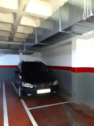 Garaje en venta en Los Boliches en Fuengirola