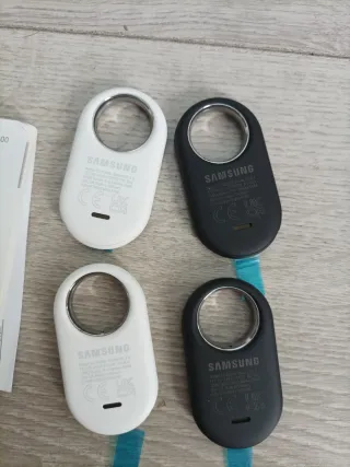 Pack 4 Samsung Galaxy SmartTag2 Negro/Blanco