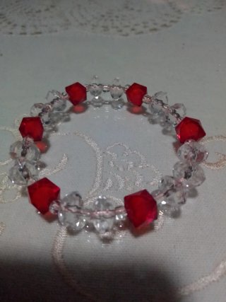 Pulsera plateada con charm de corazón