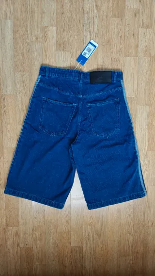 Pantalón corto vaquero Adidas firebird adicolor