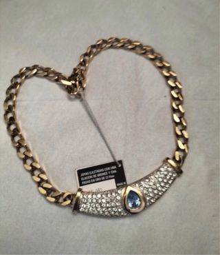 Gargantilla espectacular con piedras azules y dora