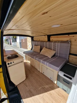 Volkswagen Transporter T5 Camper