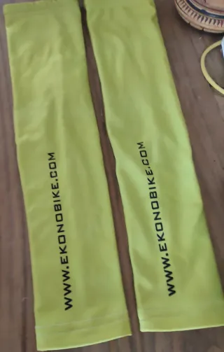 Manguitos Ciclismo EKONO-BIKE / Ziruna