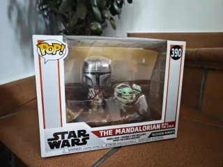 Funko Pop! The Mandalorian & The Child 390