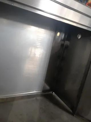 Mueble Acero Inoxidable con Puertas