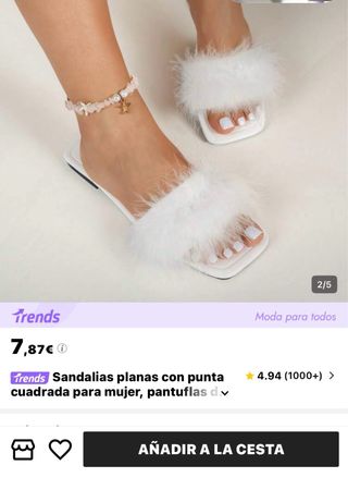 Sandalias blancas de plumas