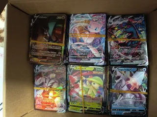 Lote 330+ Cartas Pokémon VMAX, V, Oro