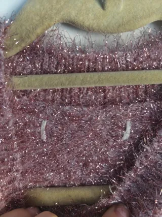 Jersey rosa con hilos plateados brillante