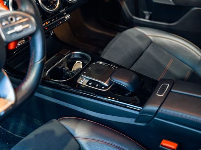 Mercedes Clase A A 250 Aut. AMG Line (2019)