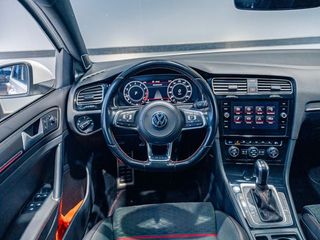 Volkswagen Golf GTI Performance 2.0 TSI 180kW245CV DSG