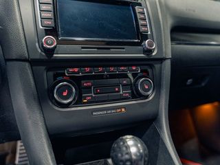 Volkswagen Golf 2.0 TSI 235cv DSG GTI Edicion 35