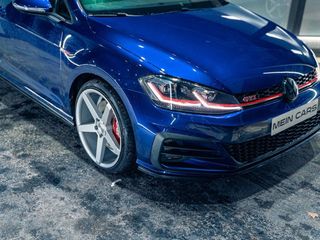 Volkswagen Golf GTI Performance 2.0 TSI 180kW245CV DSG