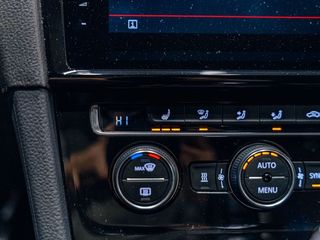 Volkswagen Golf GTI Performance 2.0 TSI 180kW245CV DSG