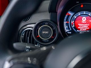 Abarth 500 1.4 16v TJet 695 132kW 70 Anivers. E6D