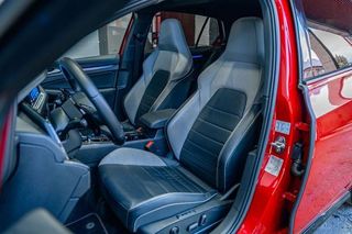 Volkswagen Golf First Edition Sport