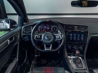 Volkswagen Golf GTI TCR 2.0 TSI 213kW290CV DSG