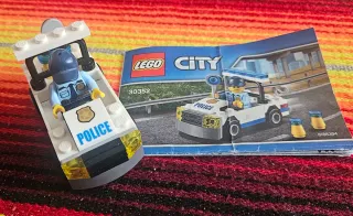 Lote LEGO Policía: Avión, Helicóptero, Coche