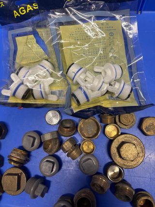 Tapones Fontanería Varios Materiales